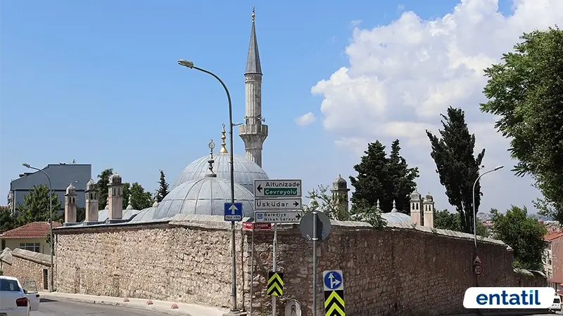 Çinili Camii