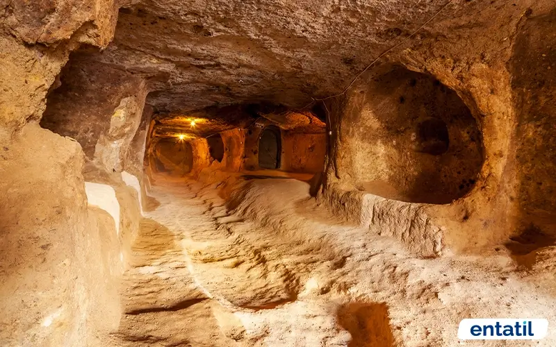 Acıgöl Yeraltı Şehri