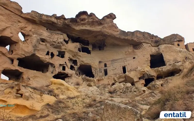 Çavuşin Köyü