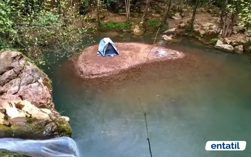 Hacıllı Şelalesi Kamp Alanı