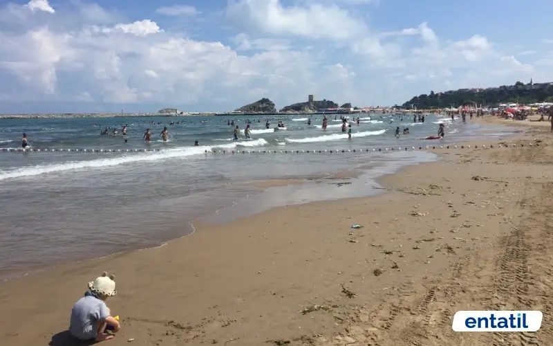 Kumbaba ve Ağlayankaya Plajları