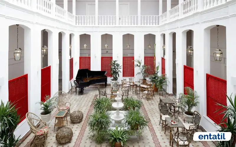 Splendid Palace