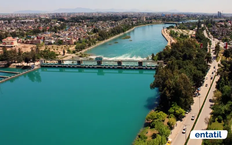 Seyhan Nehri