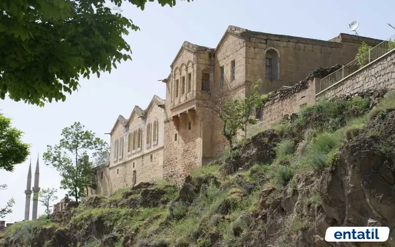 Güzelyurt Evleri