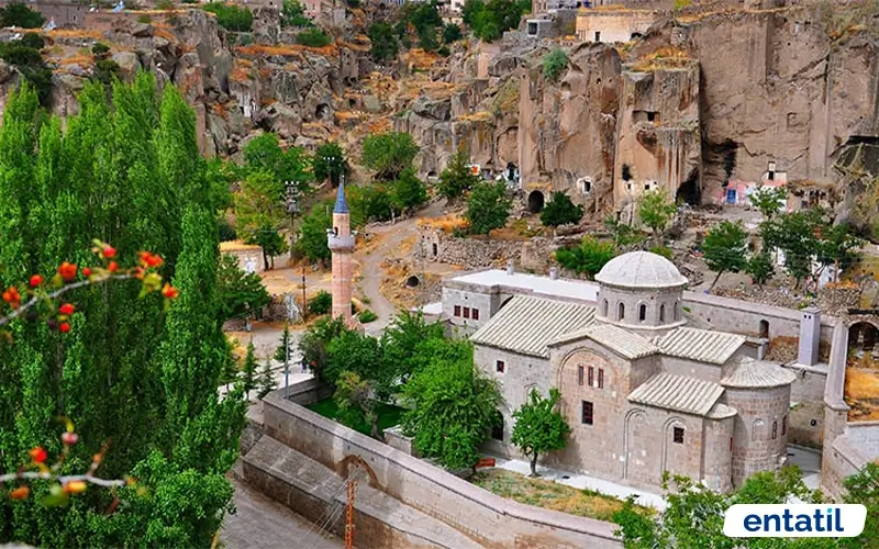 Manastır Vadisi