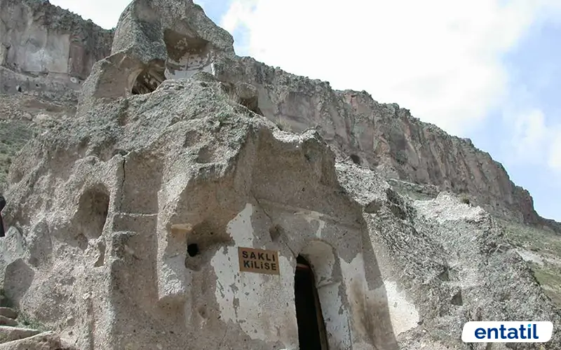 Saklı Kilise