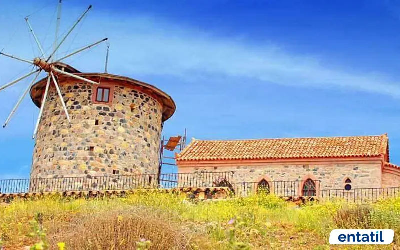 Aşıklar Tepesi