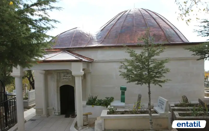 İmam Efendi Türbesi