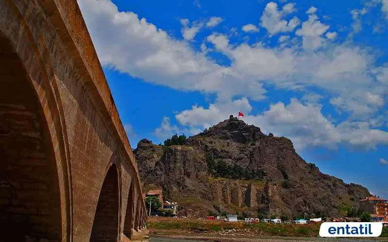 Kandiber Kalesi