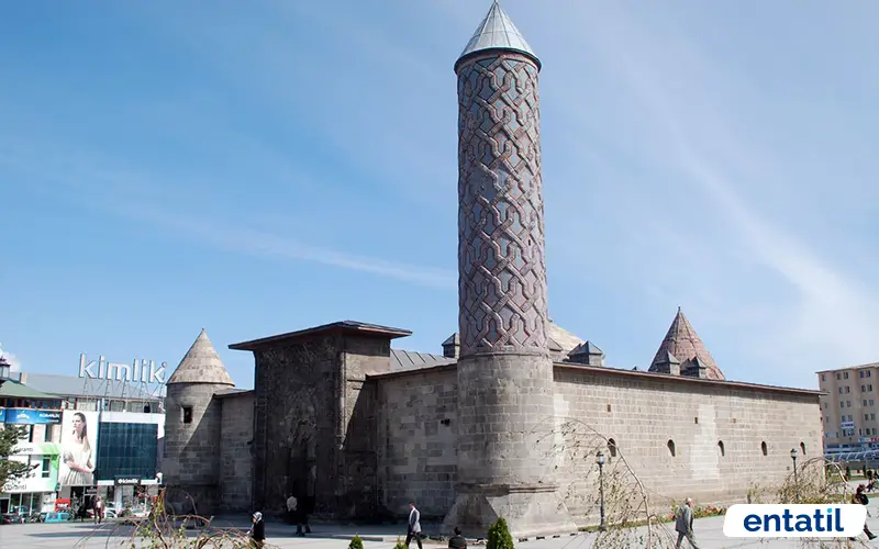 Yakutiye Medresesi
