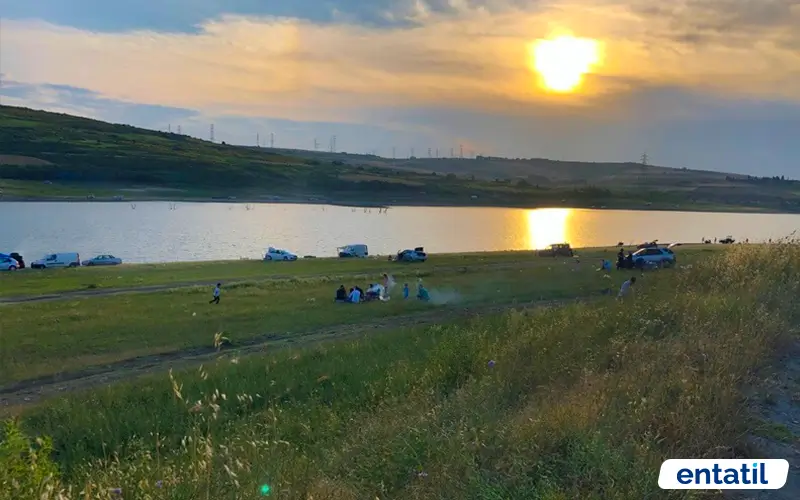 Sazlı Bosna Gölü Kamp Alanı