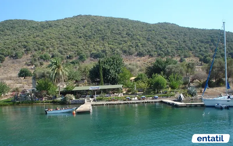 Tersane Adası