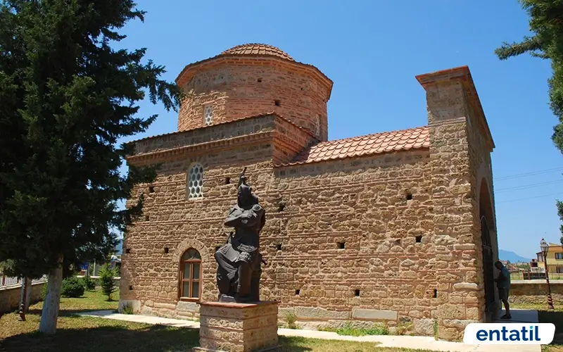 Kırgızlar Türbesi