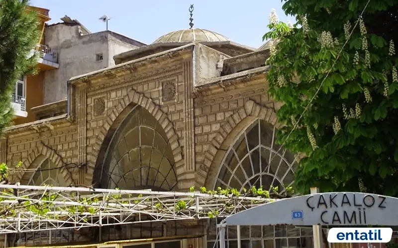 Çakaloz Camii