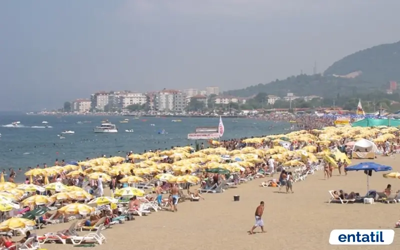 Çınarcık Plajı
