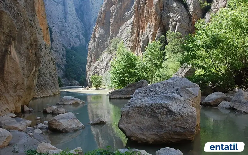 Kazankaya Vadisi (Kazankaya Kanyonu)