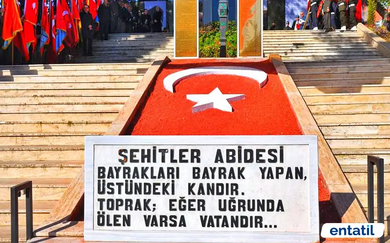 Şehitler Abidesi
